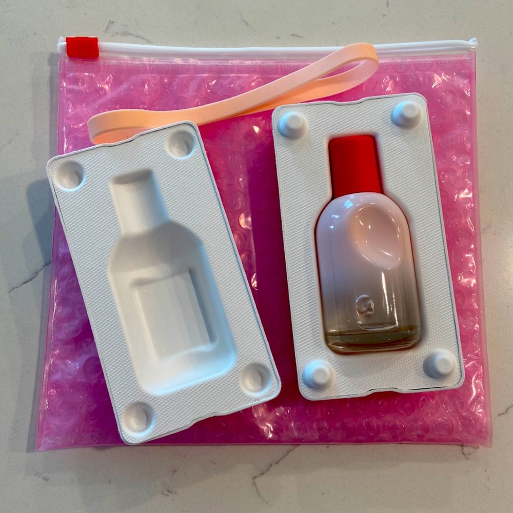 Glossier “You” perfume 50ml. Includes box. Full bottle - only sprayed once.